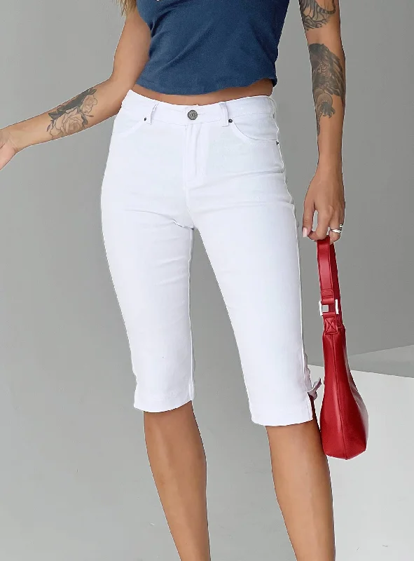 Meet Me Capri Pants White